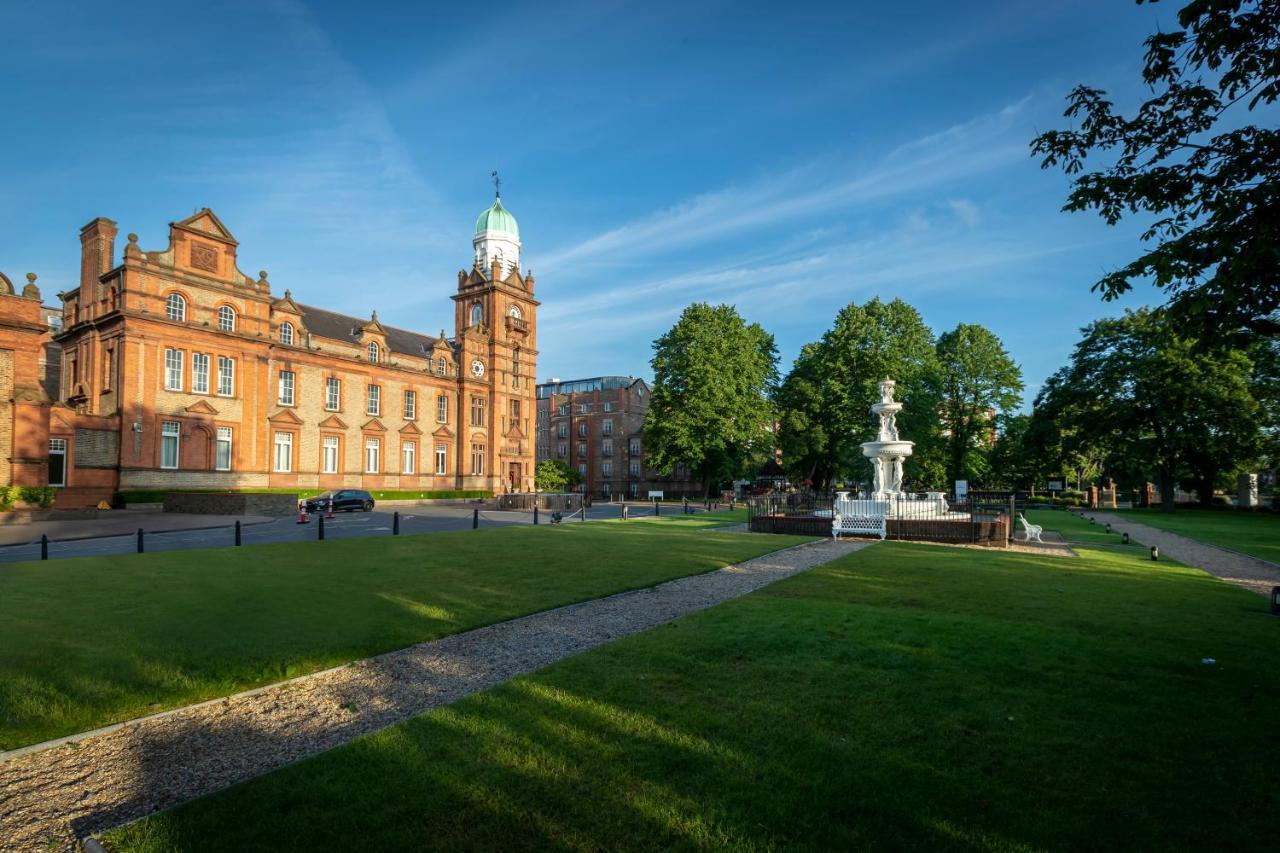 Clayton Hotel Ballsbridge Dublin Bagian luar foto