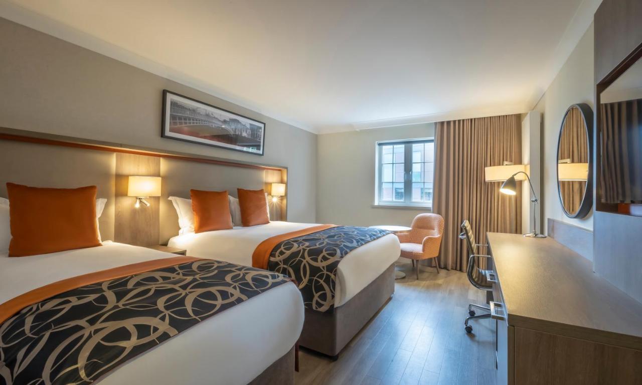 Clayton Hotel Ballsbridge Dublin Bagian luar foto