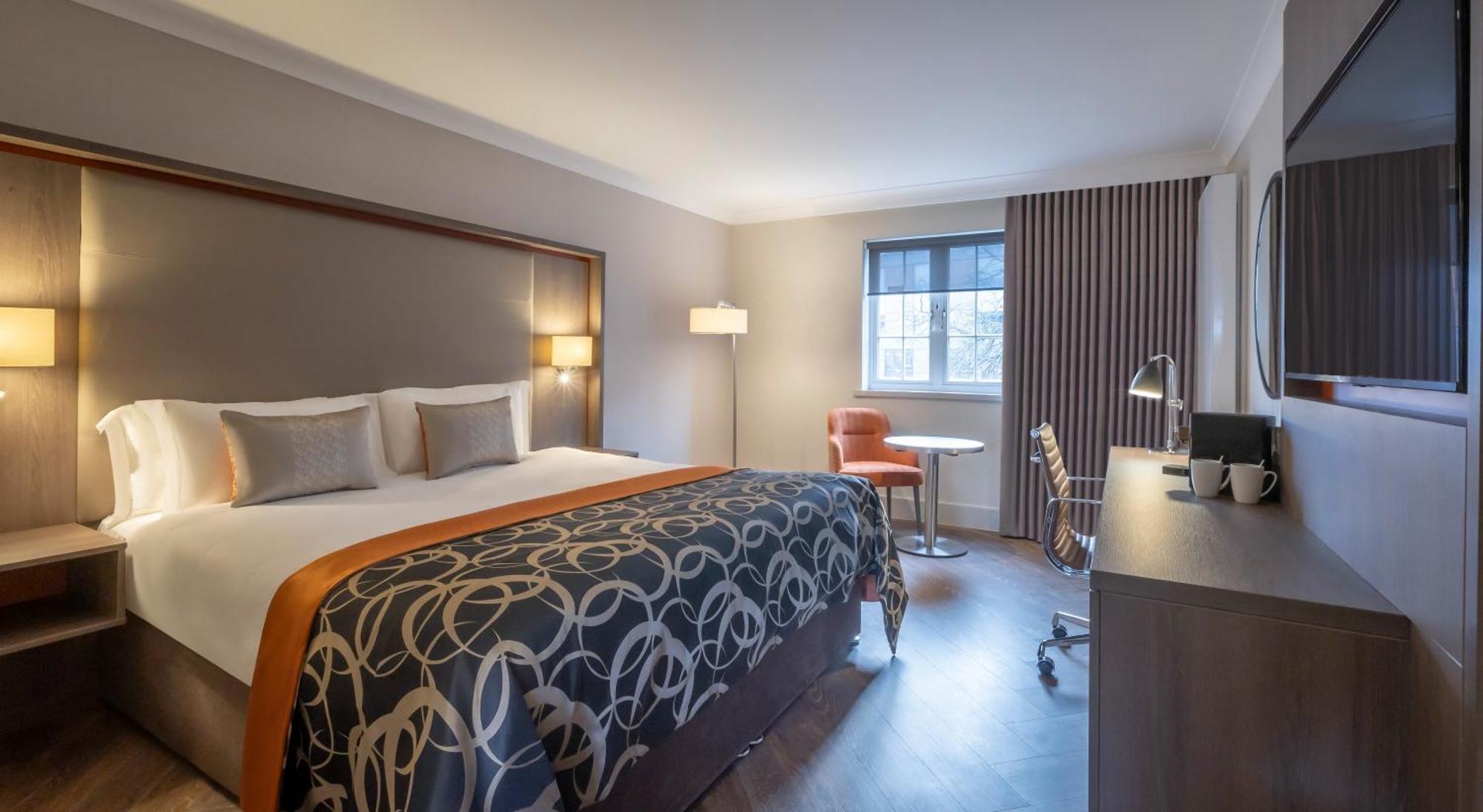 Clayton Hotel Ballsbridge Dublin Bagian luar foto