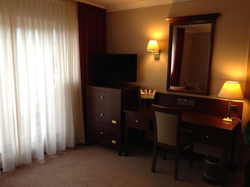 Clayton Hotel Ballsbridge Dublin Bagian luar foto