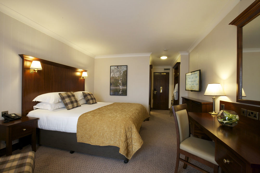 Clayton Hotel Ballsbridge Dublin Bagian luar foto